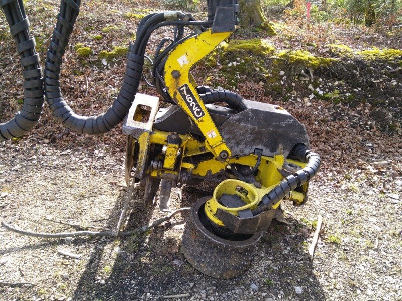 Ladekrane & Rückezange van het type John Deere 1470 D, Gebrauchtmaschine in Courrendlin (Foto 3)