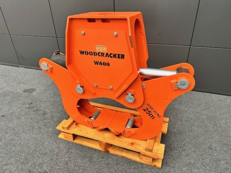 Ladekrane & Rückezange от тип Sonstige Spaltzange Woodcracker W600 Ausstellungsstück, Neumaschine в Tamsweg (Снимка 2)