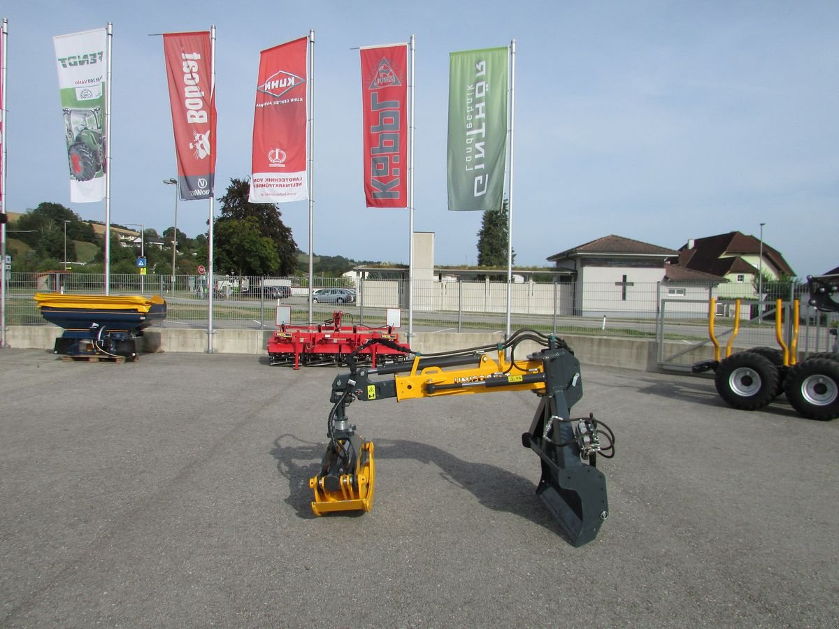 Ladekrane & Rückezange tipa Uniforest Scorpion 2 mit Steuerblock, Gebrauchtmaschine u Saxen (Slika 2)