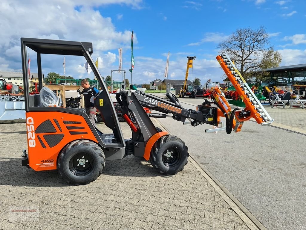 Ladeschaufel Türe ait Dominator Heckenschneider für Hoflader, Gebrauchtmaschine içinde Tarsdorf (resim 12)