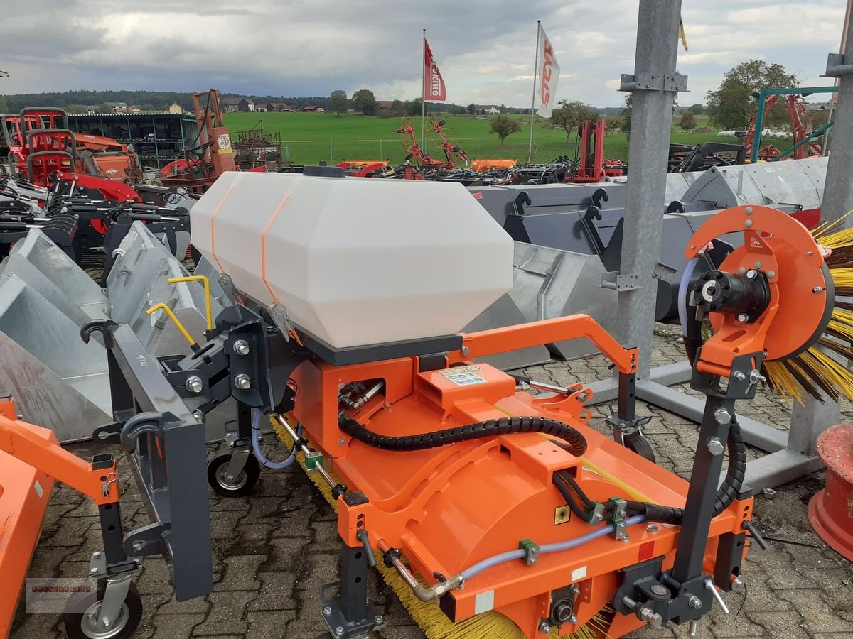 Ladeschaufel del tipo Dominator Profi Clean Kehrmaschine Frühjahrsaktion, Gebrauchtmaschine en Tarsdorf (Imagen 12)