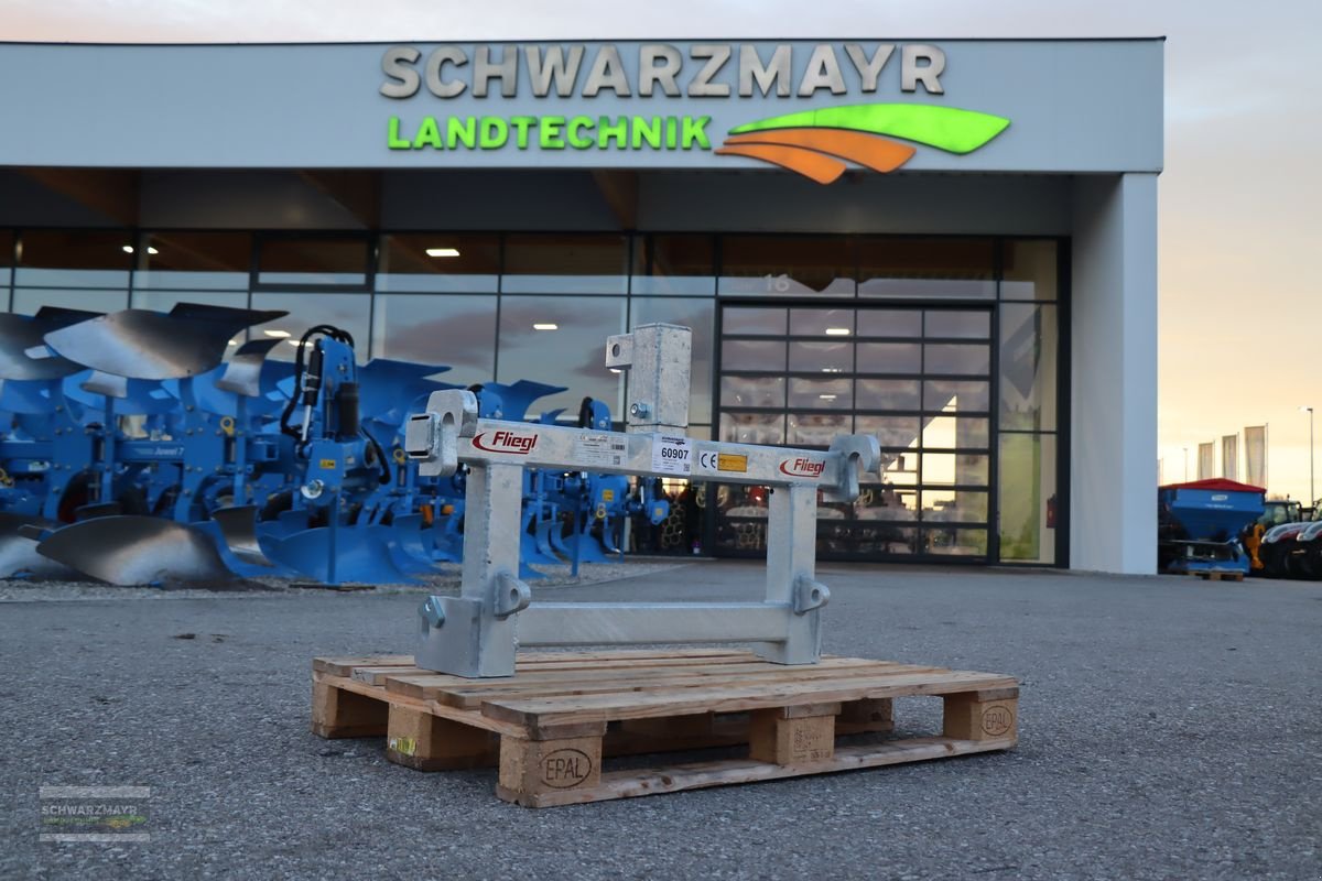 Ladeschaufel tip Fliegl AgroCenter Adapter Euro auf 3-P, Neumaschine in Aurolzmünster (Poză 1)