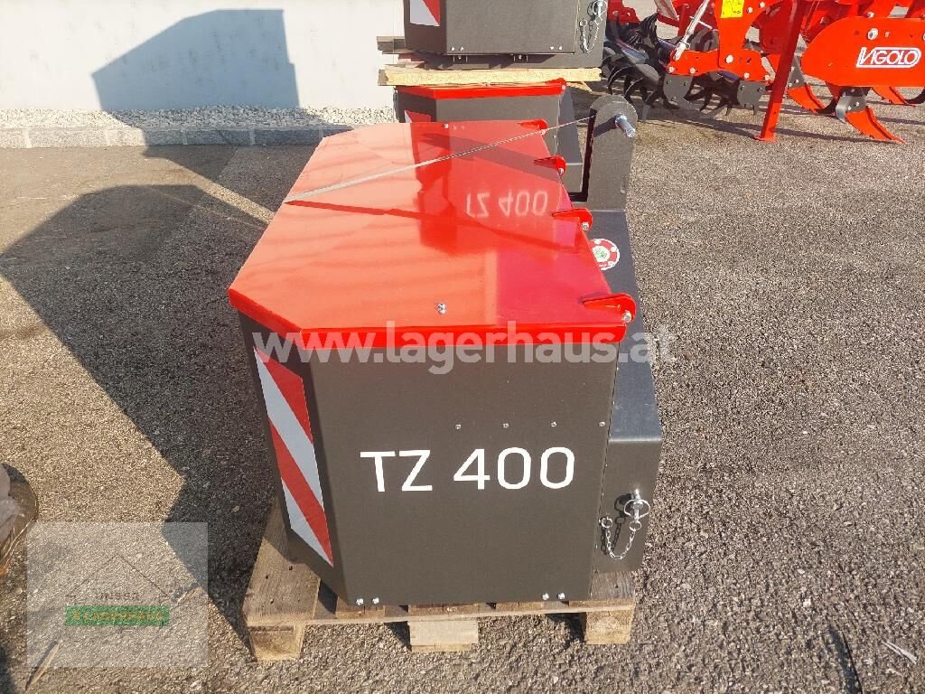 Ladeschaufel van het type Krpan TRAKTORKISTE TZ-400, Neumaschine in Aschbach (Foto 1)