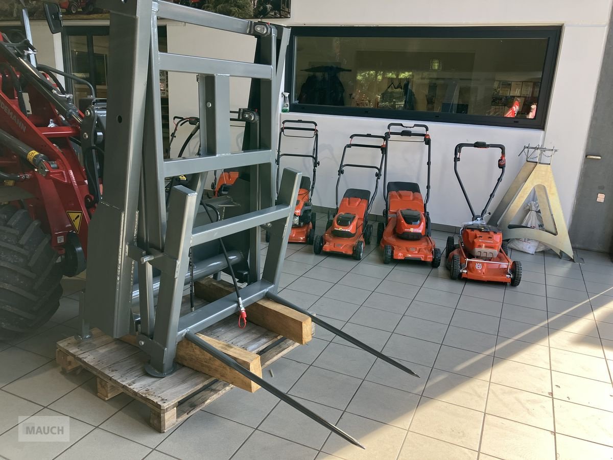 Ladeschaufel del tipo Weidemann  Ballenstapelgerät, Neumaschine en Burgkirchen (Imagen 1)