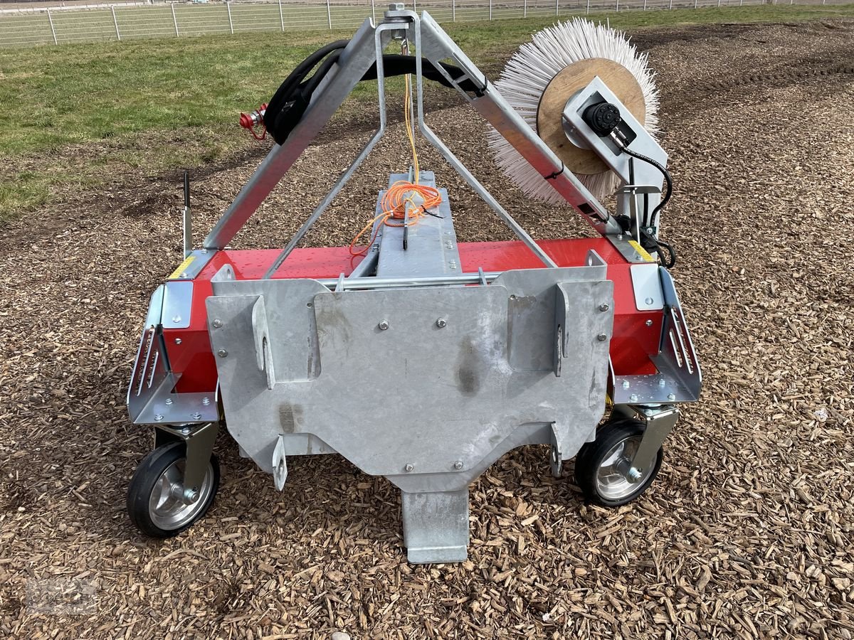 Ladeschaufel van het type Westermann Kehrmaschine Optimal 1600mm, Neumaschine in Burgkirchen (Foto 9)