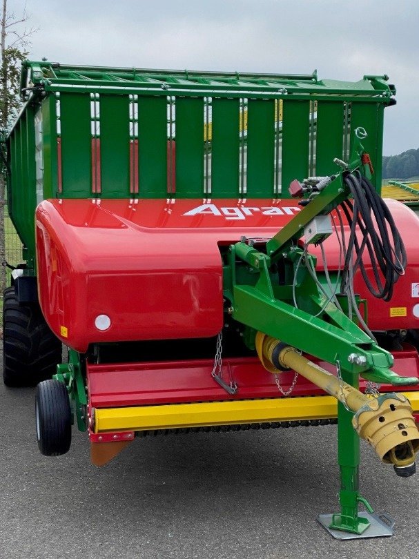 Ladewagen du type Agrar Schneider HL 44 L5, Ausstellungsmaschine en Balterswil (Photo 2)