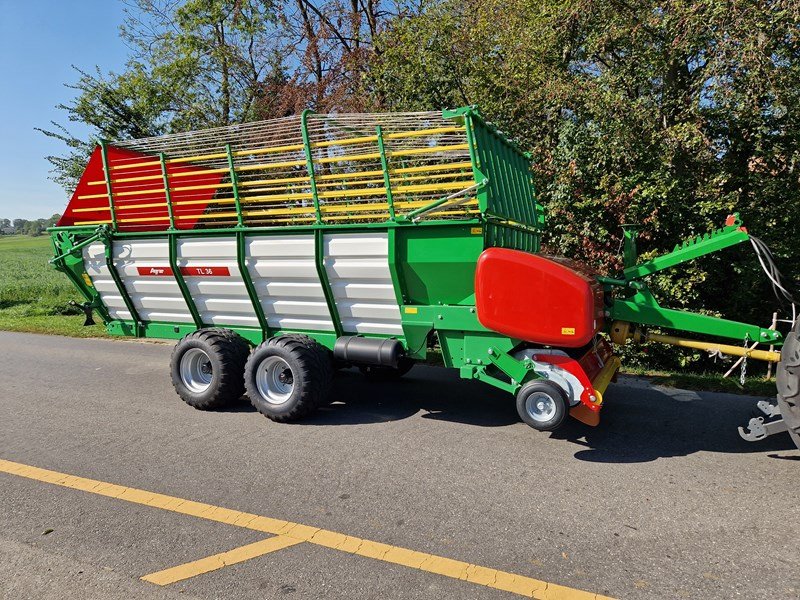 Ladewagen of the type Agrar Schneider TL 36 L5 PROFI, Neumaschine in Balterswil (Picture 1)