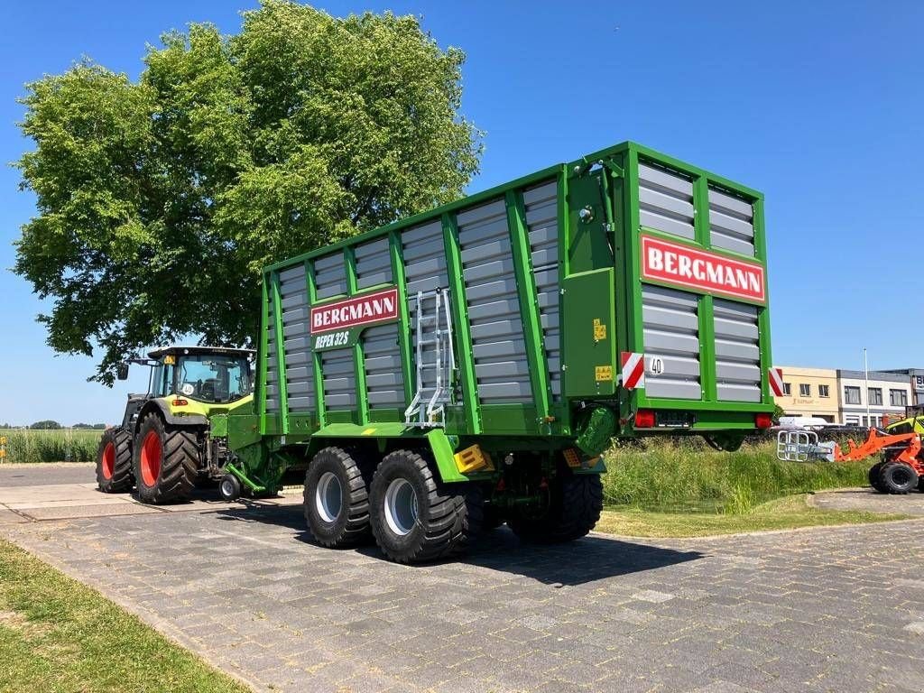 Ladewagen des Typs Bergmann REPEX 32S, Gebrauchtmaschine in Easterein (Bild 4)