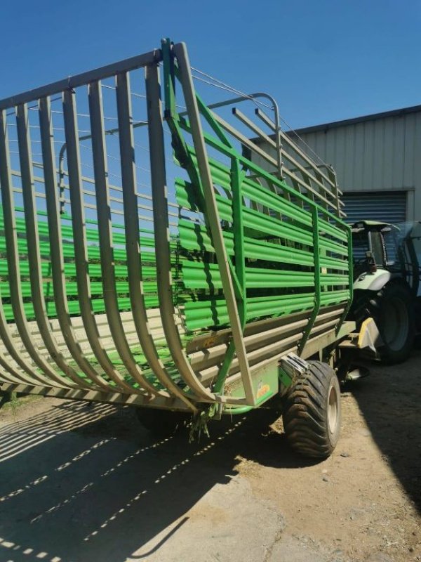 Ladewagen tip bonino AB45GV, Gebrauchtmaschine in ST MARTIN EN HAUT (Poză 2)