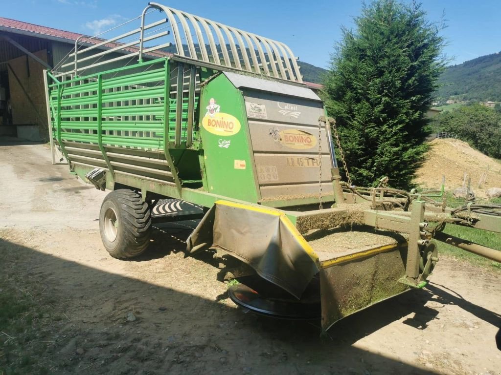 Ladewagen tip bonino AB45GV, Gebrauchtmaschine in ST MARTIN EN HAUT (Poză 1)