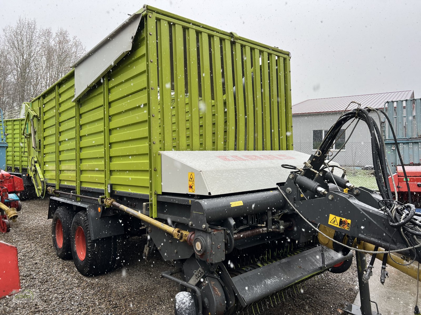 Ladewagen van het type CLAAS Quantum 3500 S - ein gut erhaltener Rotor-Ladewagen - noch nicht gereinigt, Gebrauchtmaschine in Burgrieden (Foto 13)