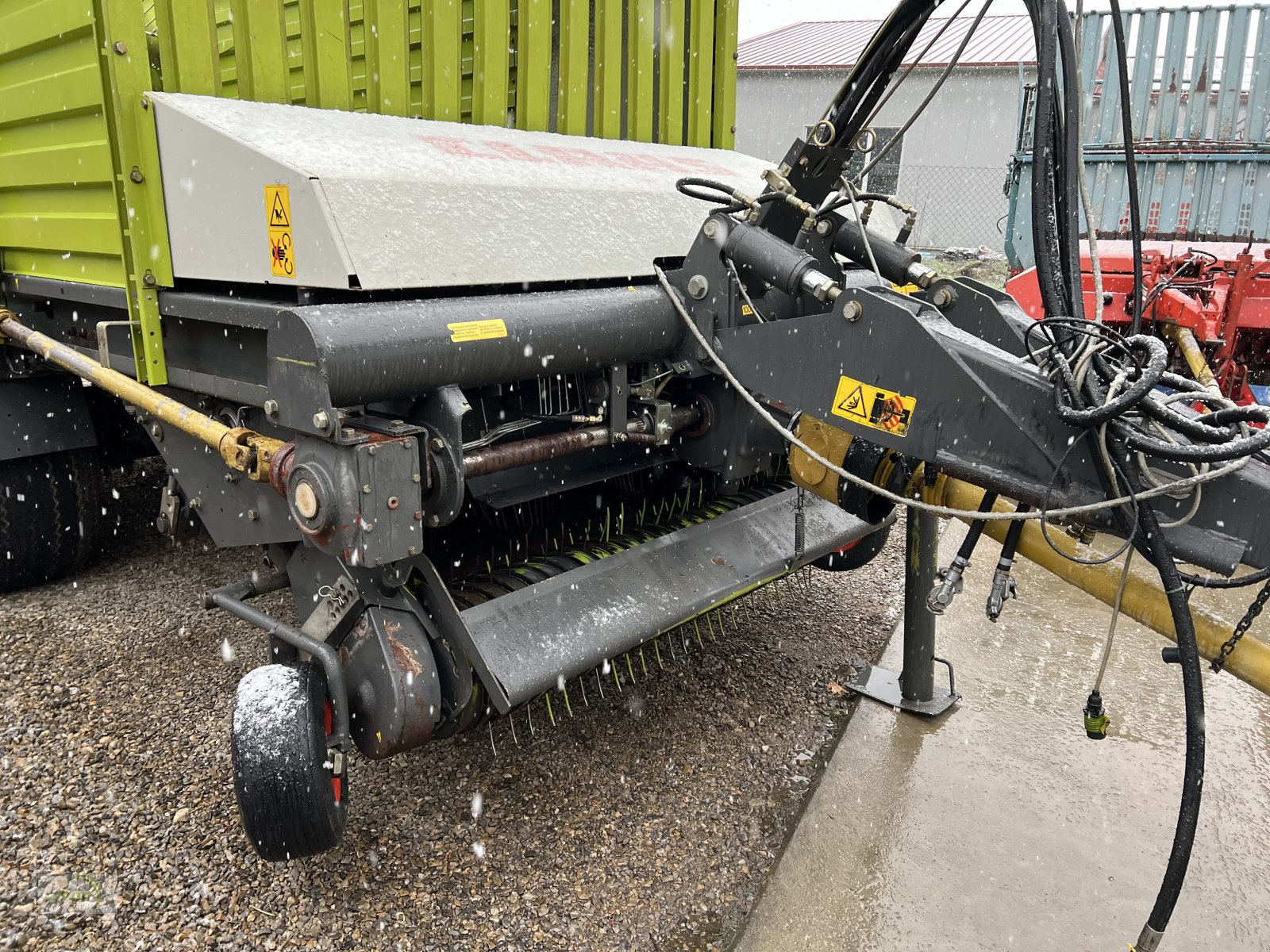 Ladewagen van het type CLAAS Quantum 3500 S - ein gut erhaltener Rotor-Ladewagen - noch nicht gereinigt, Gebrauchtmaschine in Burgrieden (Foto 14)