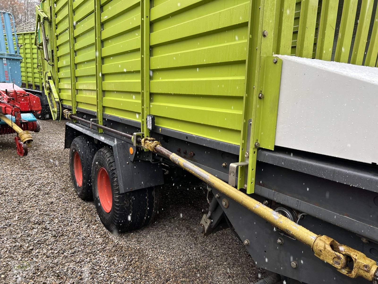 Ladewagen van het type CLAAS Quantum 3500 S - ein gut erhaltener Rotor-Ladewagen - noch nicht gereinigt, Gebrauchtmaschine in Burgrieden (Foto 16)