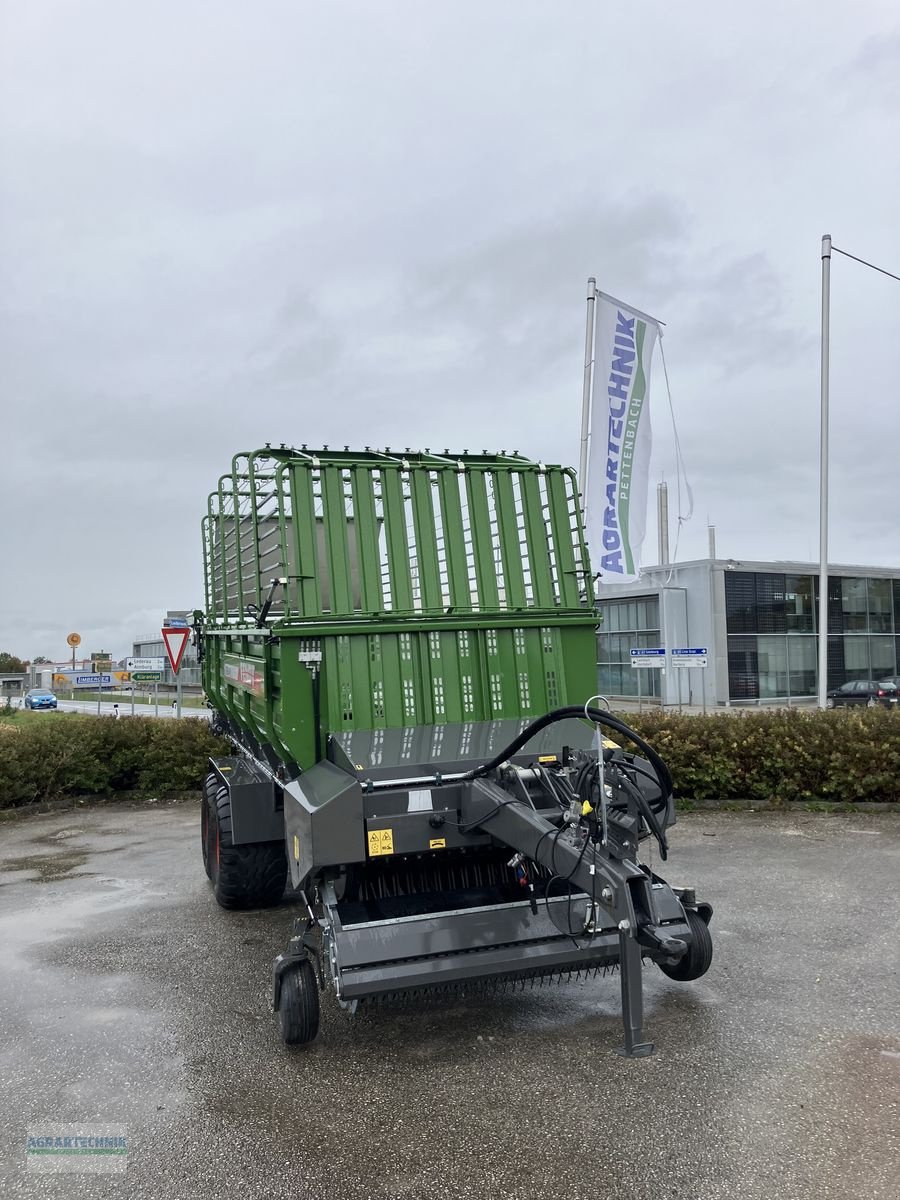 Ladewagen of the type Fendt Tigo 40S, Neumaschine in Pettenbach (Picture 1)