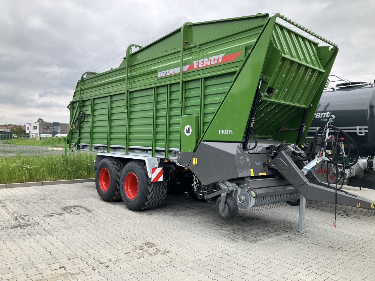 Ladewagen του τύπου Fendt Tigo 60 MR Profi, Neumaschine σε Amöneburg-Roßdorf (Φωτογραφία 1)