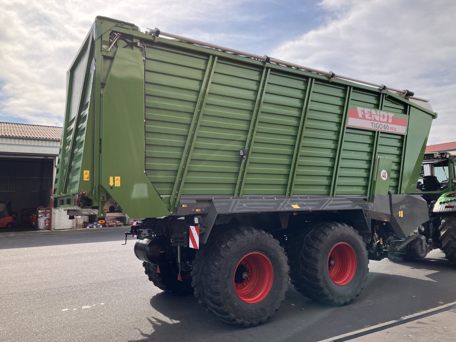 Ladewagen of the type Fendt Tigo 60 PR -D, Neumaschine in Korbach (Picture 7)