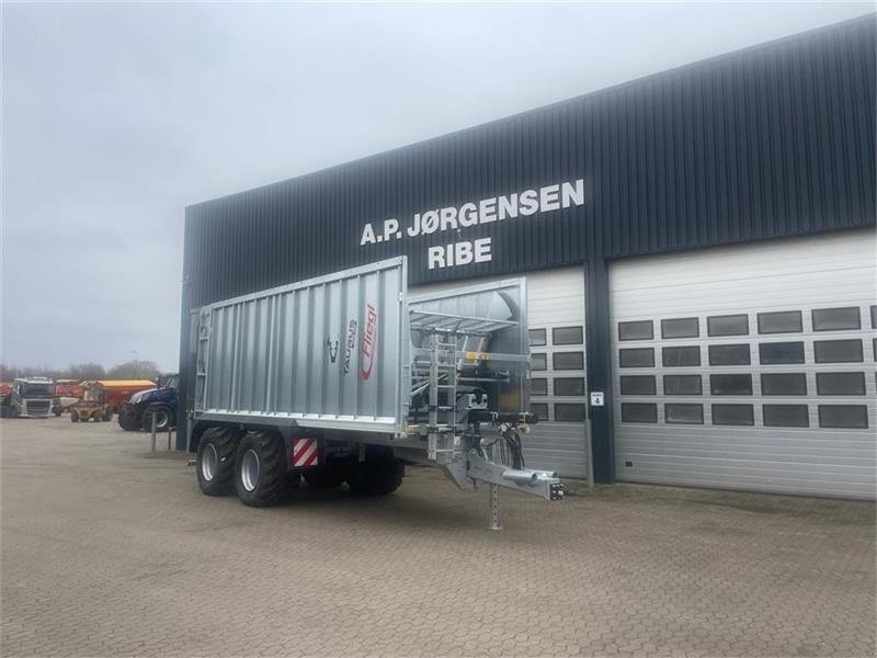 Ladewagen van het type Fliegl ASW 281 TAURUS FOX, Gebrauchtmaschine in Ribe (Foto 2)