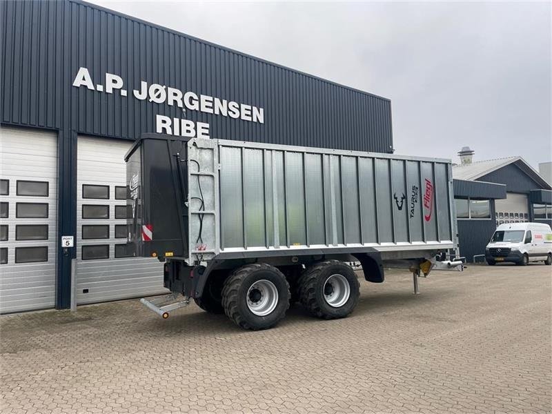 Ladewagen van het type Fliegl ASW 281 TAURUS FOX, Gebrauchtmaschine in Ribe (Foto 1)