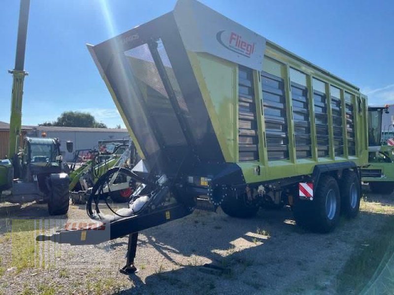 Ladewagen des Typs Fliegl CARGOS 750 TREND TANDEM, Neumaschine in Altenstadt a.d. Waldnaab (Bild 2)