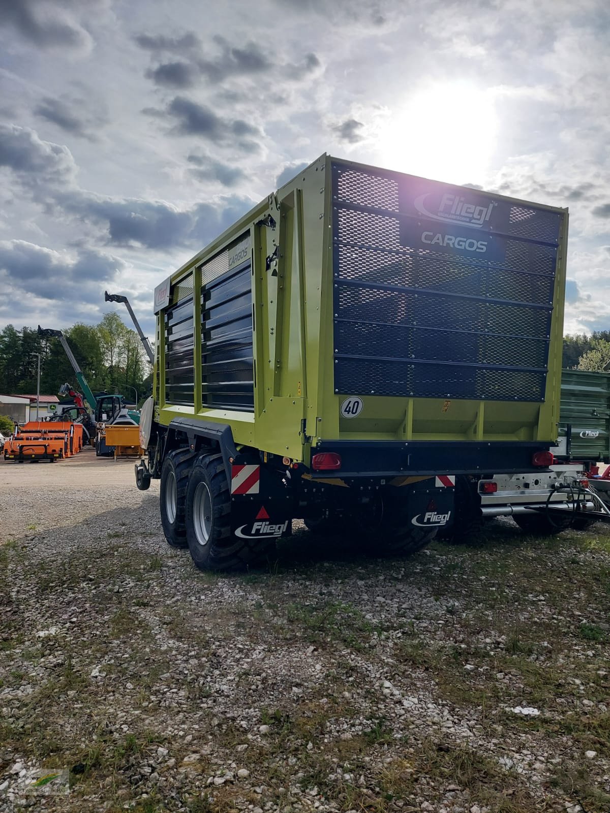 Ladewagen del tipo Fliegl Cargos 8400 Tandem, Neumaschine en Pegnitz-Bronn (Imagen 3)