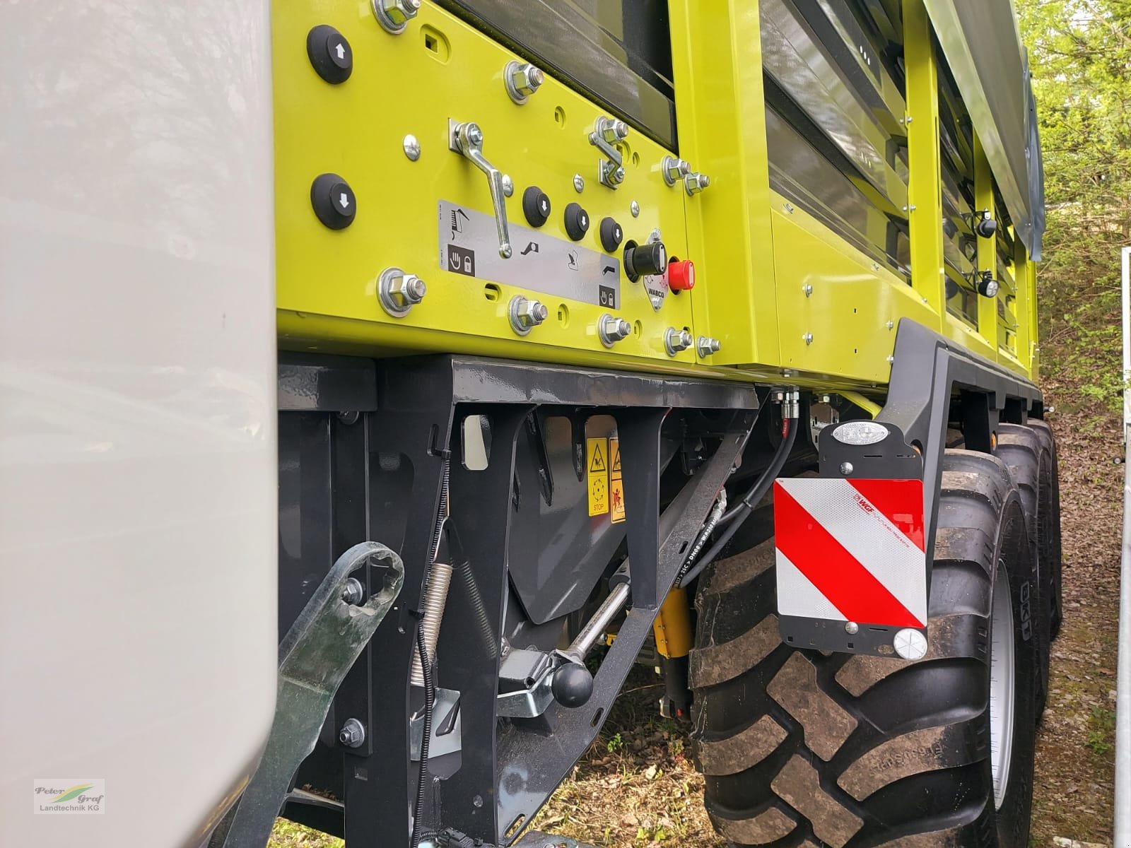 Ladewagen Türe ait Fliegl Cargos 8500 Tridem, Neumaschine içinde Pegnitz-Bronn (resim 8)