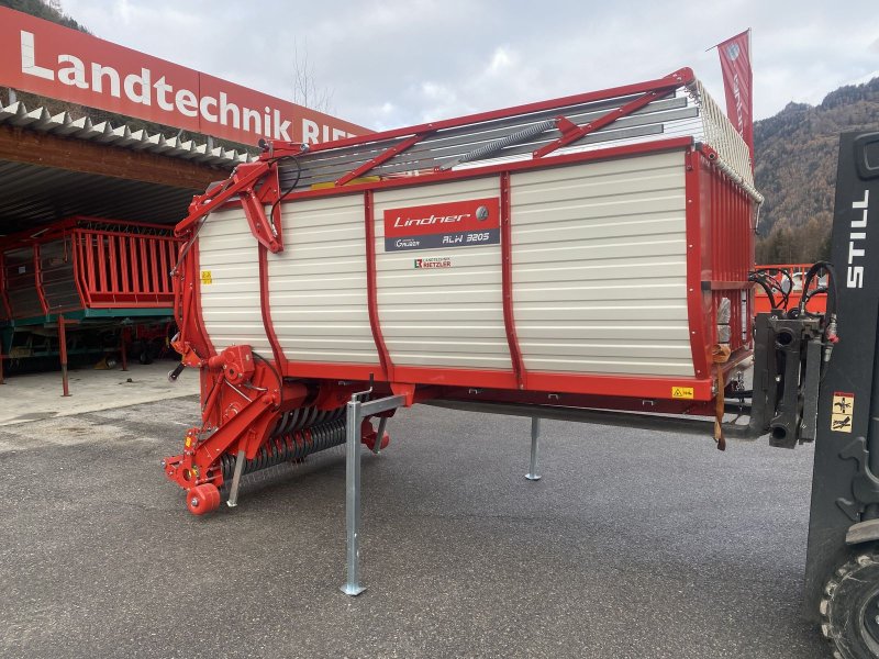 Ladewagen van het type Gruber Ladewagen ALW 320 S, Neumaschine in Ried im Oberinntal (Foto 1)