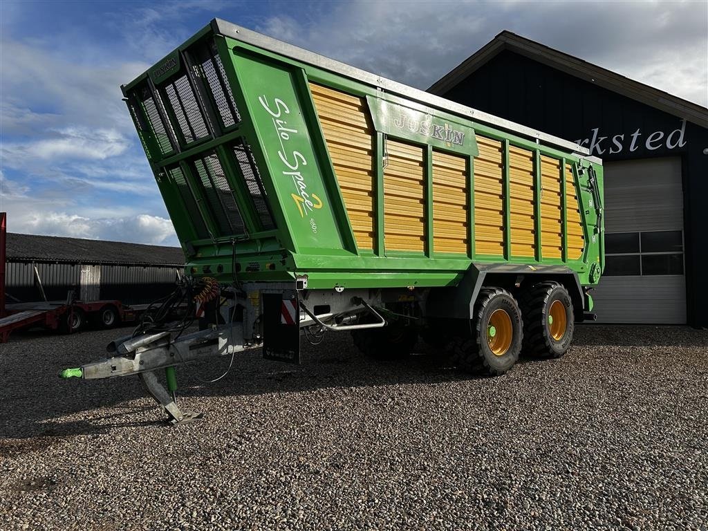 Ladewagen van het type Joskin silo-space II 480D, Gebrauchtmaschine in Hejnsvig (Foto 1)