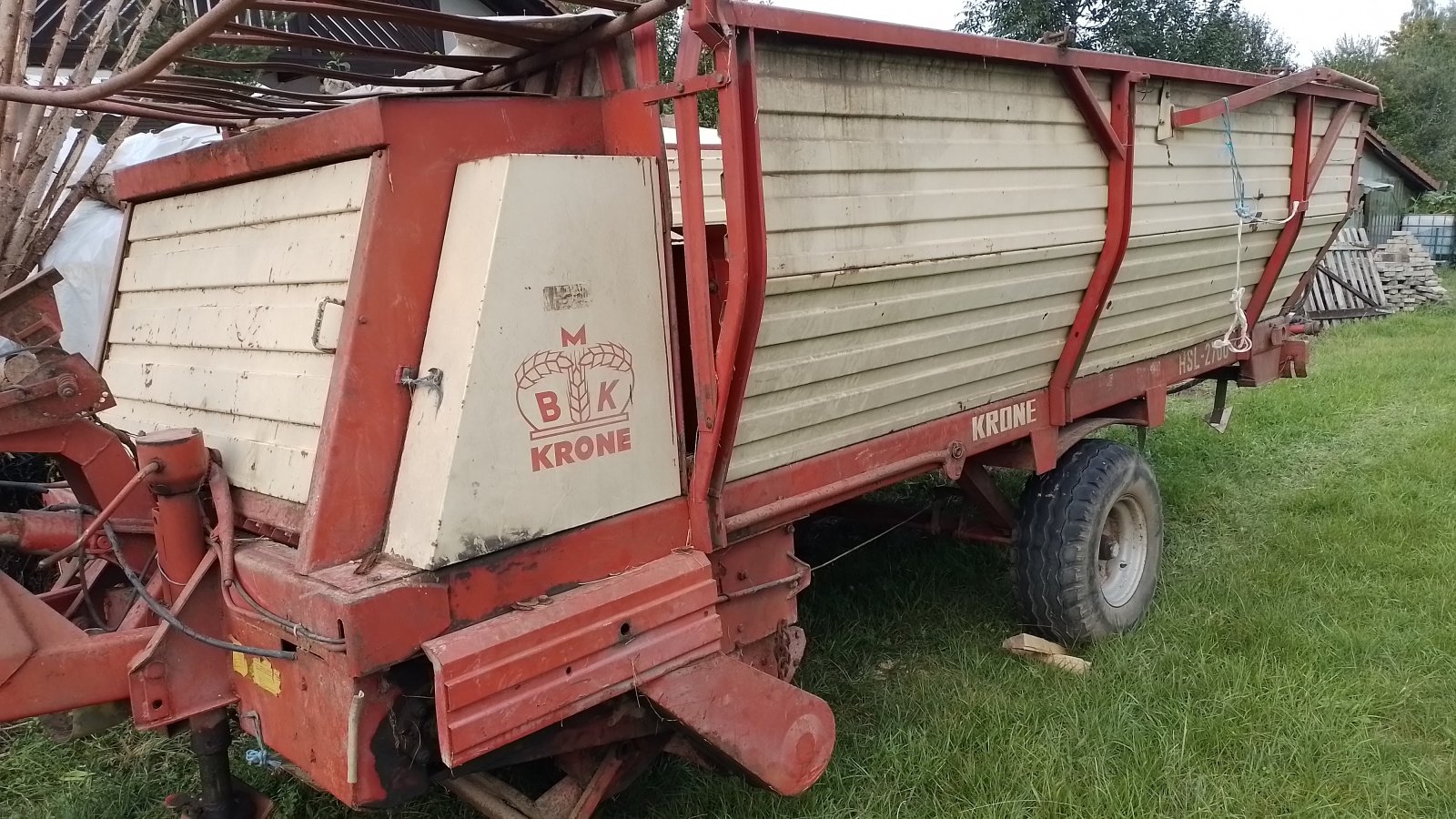 Ladewagen of the type Krone HSL 2700, Gebrauchtmaschine in Scherstetten (Picture 3)