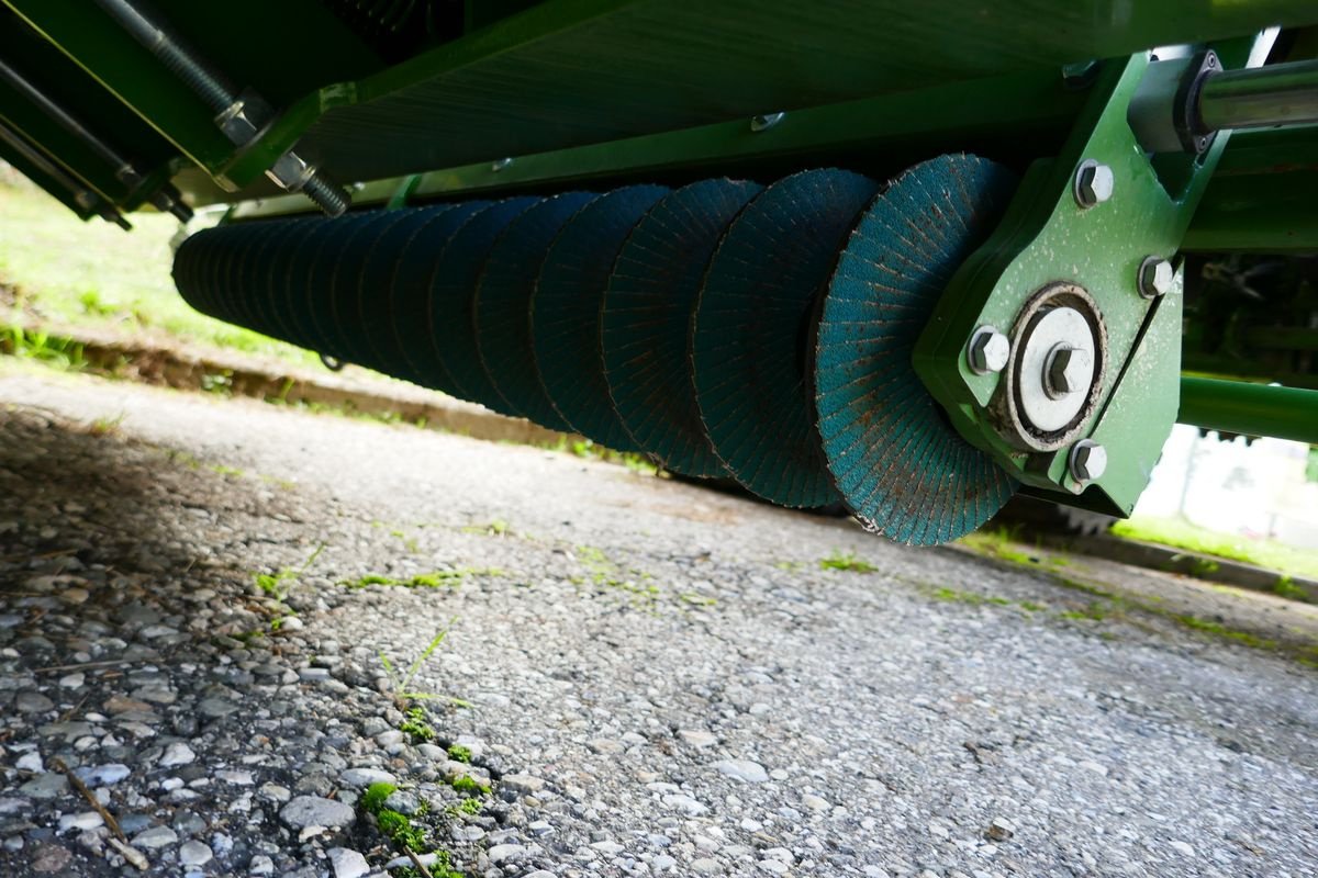 Ladewagen tip Krone MX 330 GD, Gebrauchtmaschine in Villach (Poză 7)