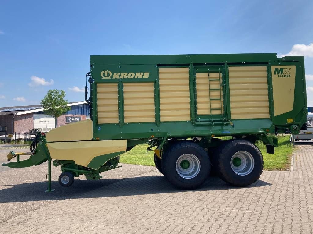 Ladewagen van het type Krone MX 330 GL, Neumaschine in Gorredijk (Foto 2)