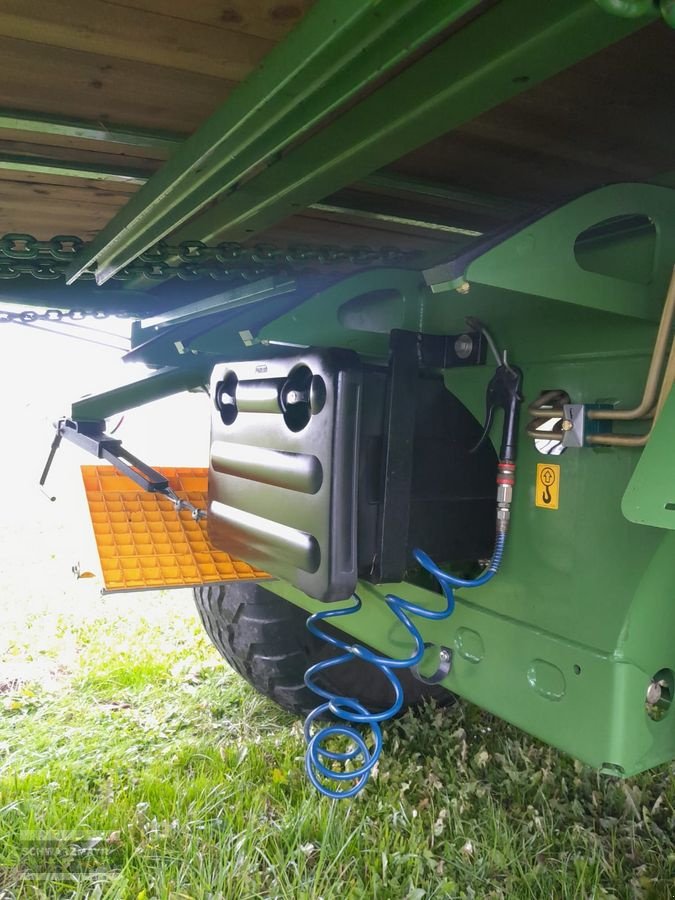 Ladewagen van het type Krone MX 350 GD, Gebrauchtmaschine in Aurolzmünster (Foto 5)