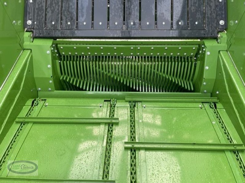 Ladewagen of the type Krone MX 370 GD, Vorführmaschine in Münzkirchen (Picture 19)