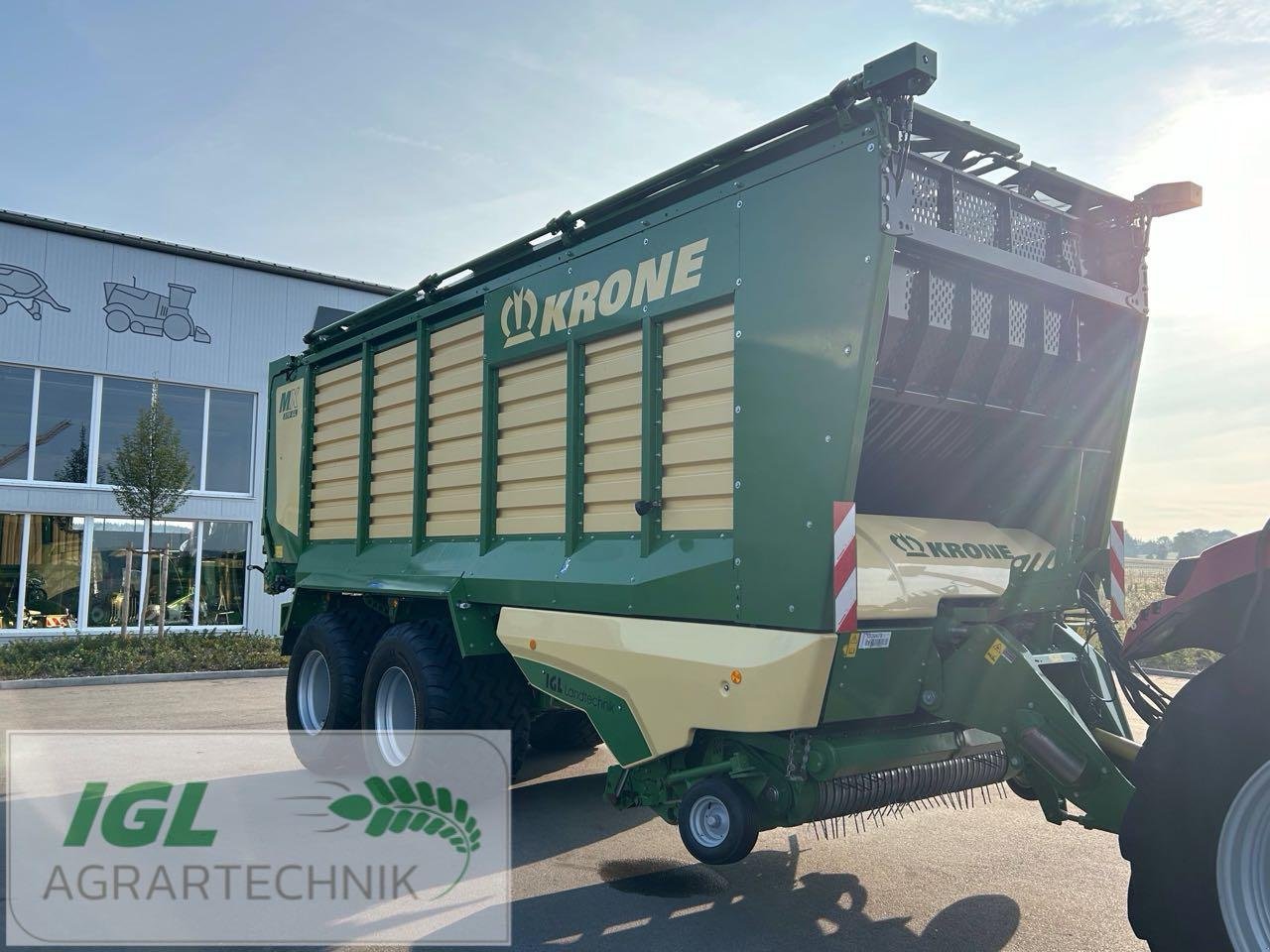 Ladewagen des Typs Krone MX 370 GL, Gebrauchtmaschine in Nabburg (Bild 9)