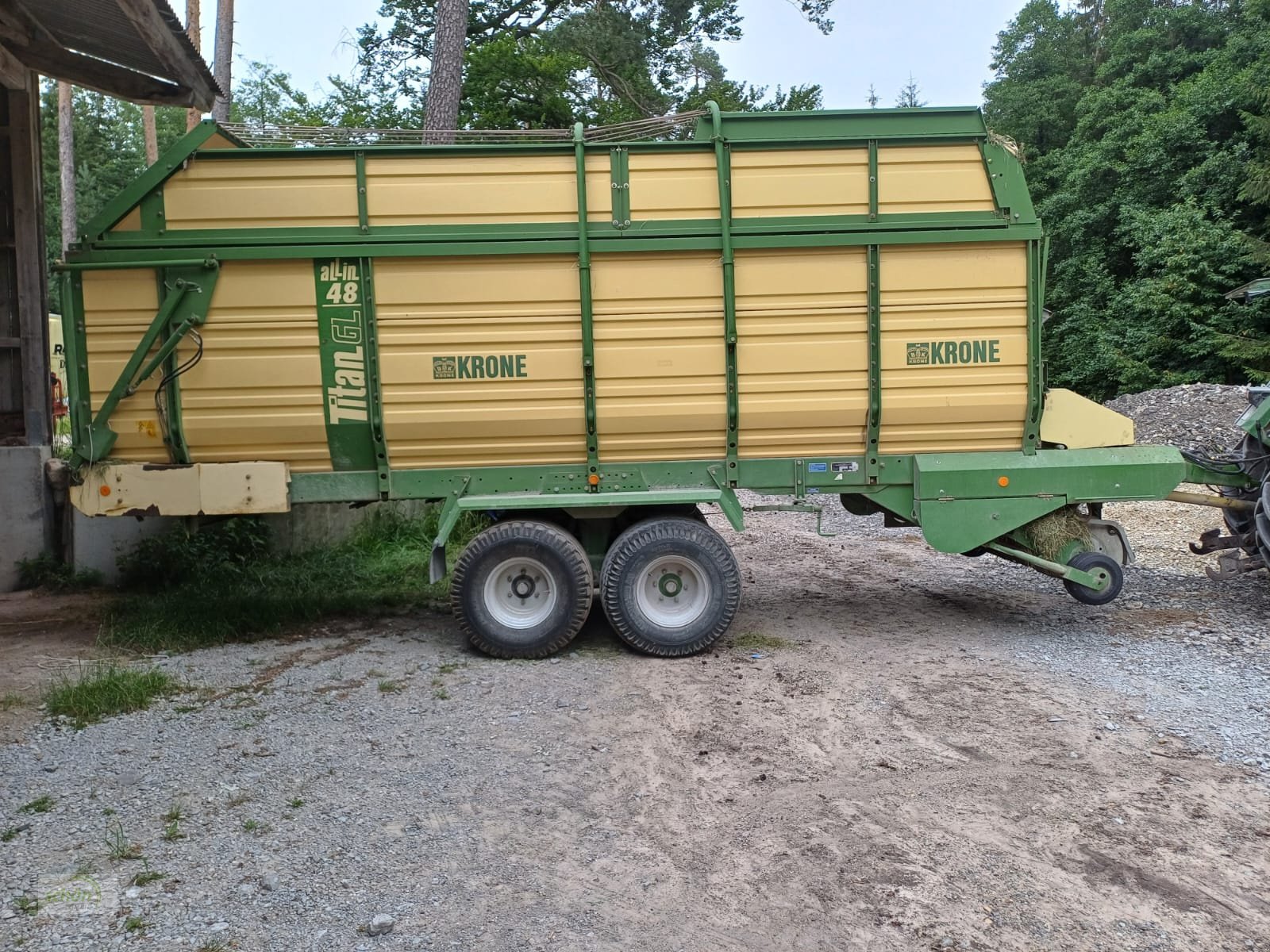 Ladewagen of the type Krone Titan R48 GL All In - ein Rotor-Ladewagen mit Druckluftbremse, Gebrauchtmaschine in Rosenberg (Picture 4)