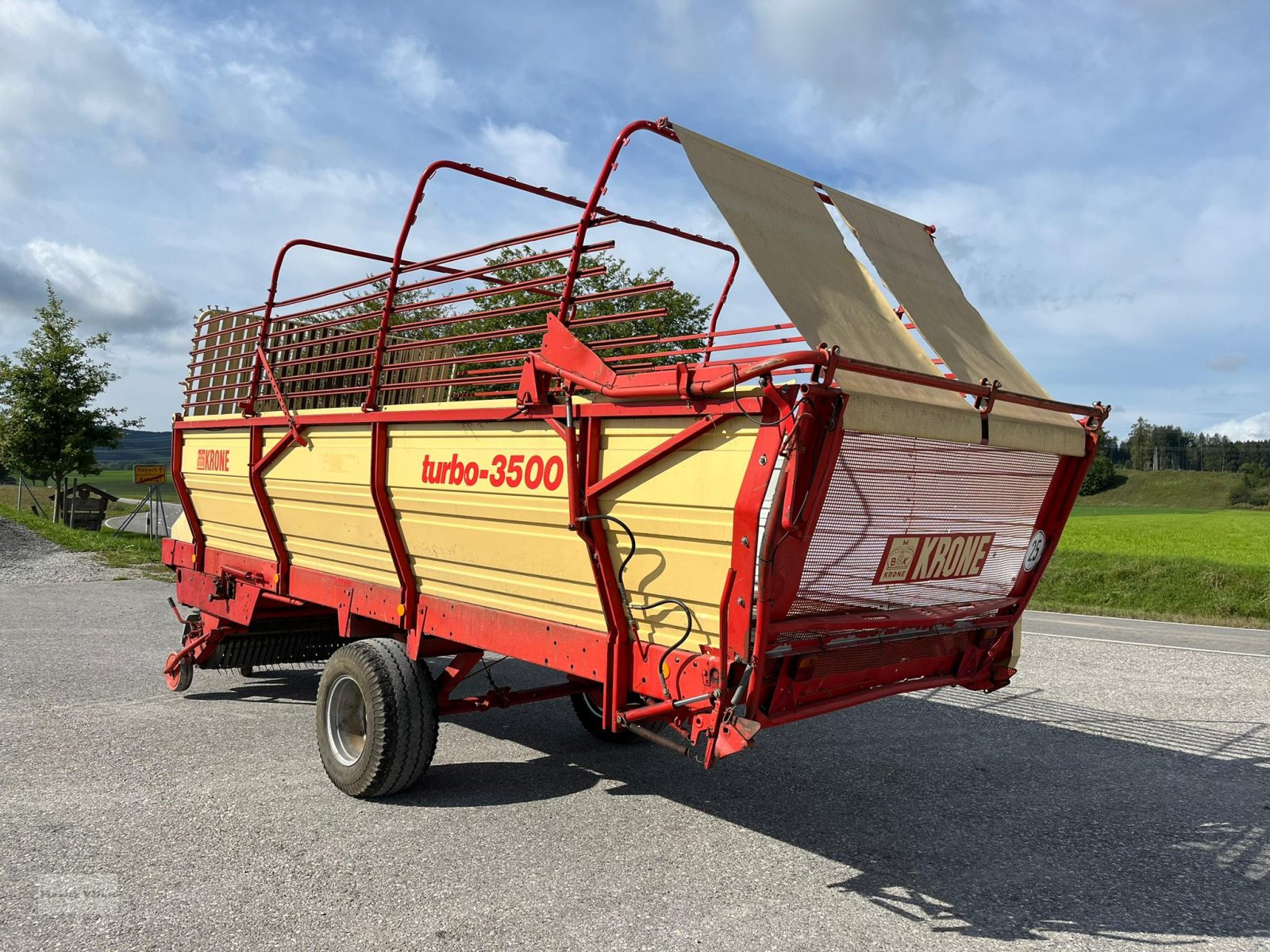 Ladewagen des Typs Krone Turbo 3500 T, Gebrauchtmaschine in Antdorf (Bild 2)