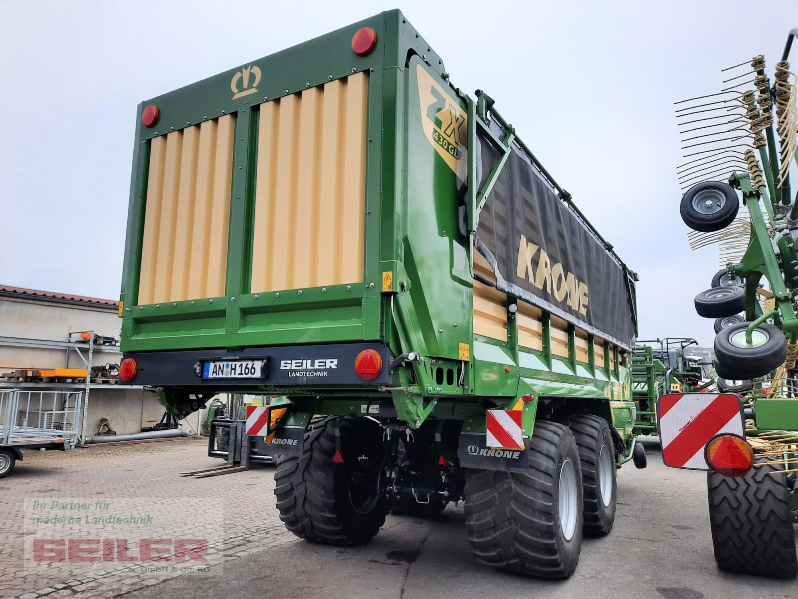 Ladewagen du type Krone ZX 430 GL OptiGrass28, Gebrauchtmaschine en Ansbach (Photo 4)