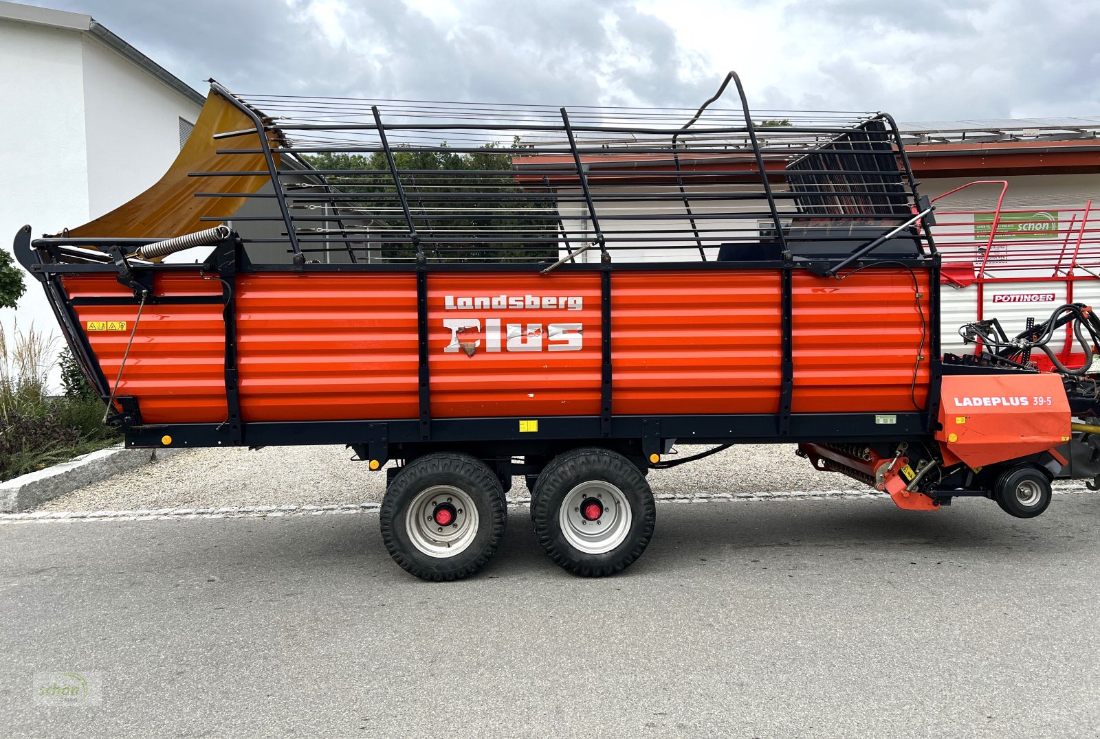 Ladewagen tip Landsberg Ladeplus 39-5 - ähnlich Pöttinger Ladeprofi 3 - mit 19-er Breitreifen, Gebrauchtmaschine in Burgrieden (Poză 11)