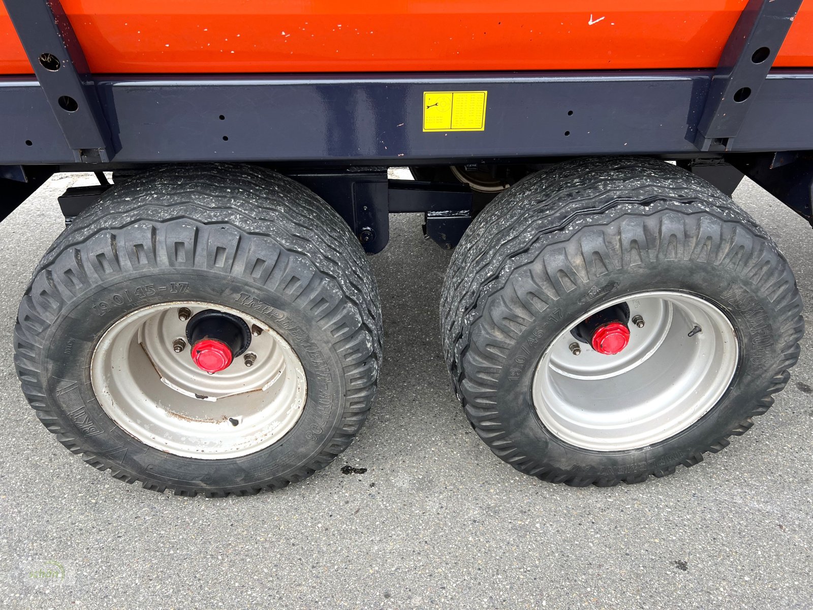 Ladewagen типа Landsberg Ladeplus 39-5 - ähnlich Pöttinger Ladeprofi 3 - mit 19-er Breitreifen, Gebrauchtmaschine в Burgrieden (Фотография 12)