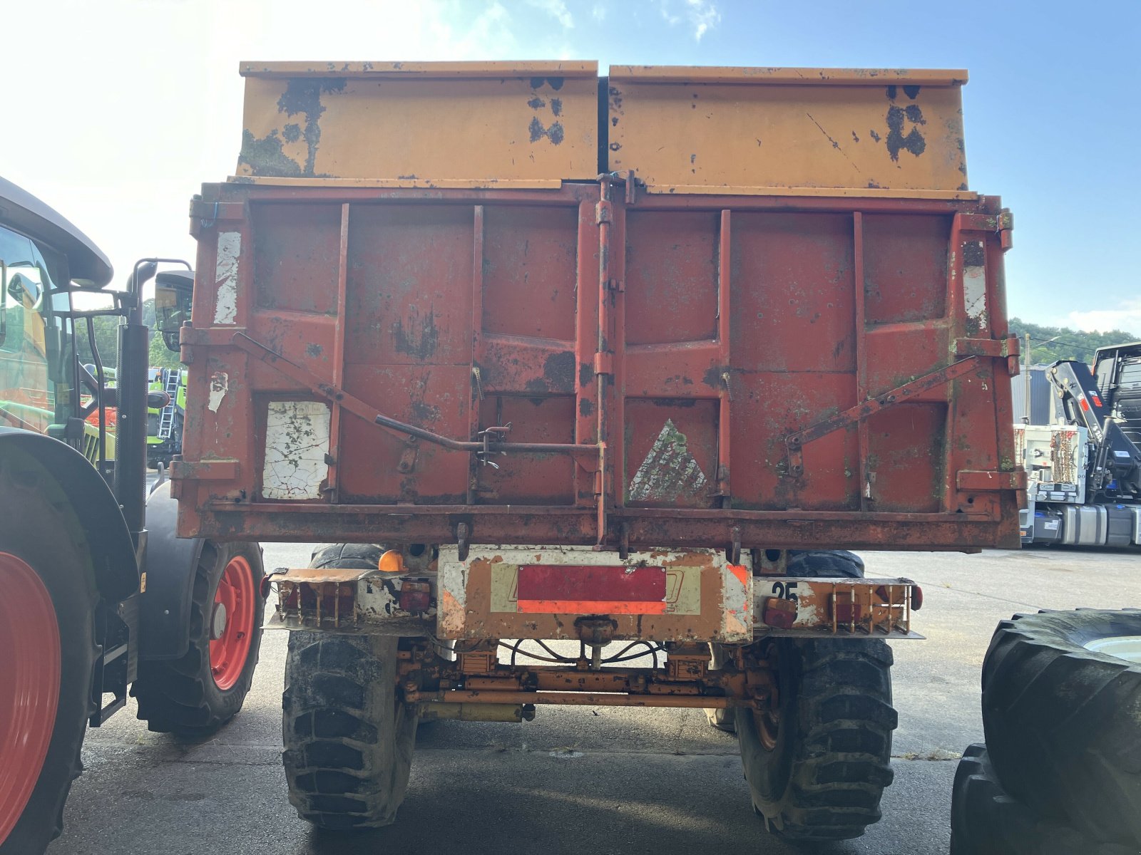 Ladewagen typu Legrand BL 14 T, Gebrauchtmaschine v BLENDECQUES (Obrázek 3)