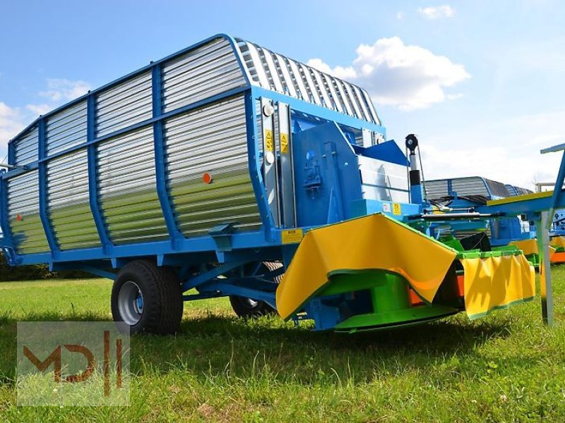 Ladewagen van het type MD Landmaschinen ZM Ladewagen mit Mähwerk T635/1, Neumaschine in Zeven (Foto 1)