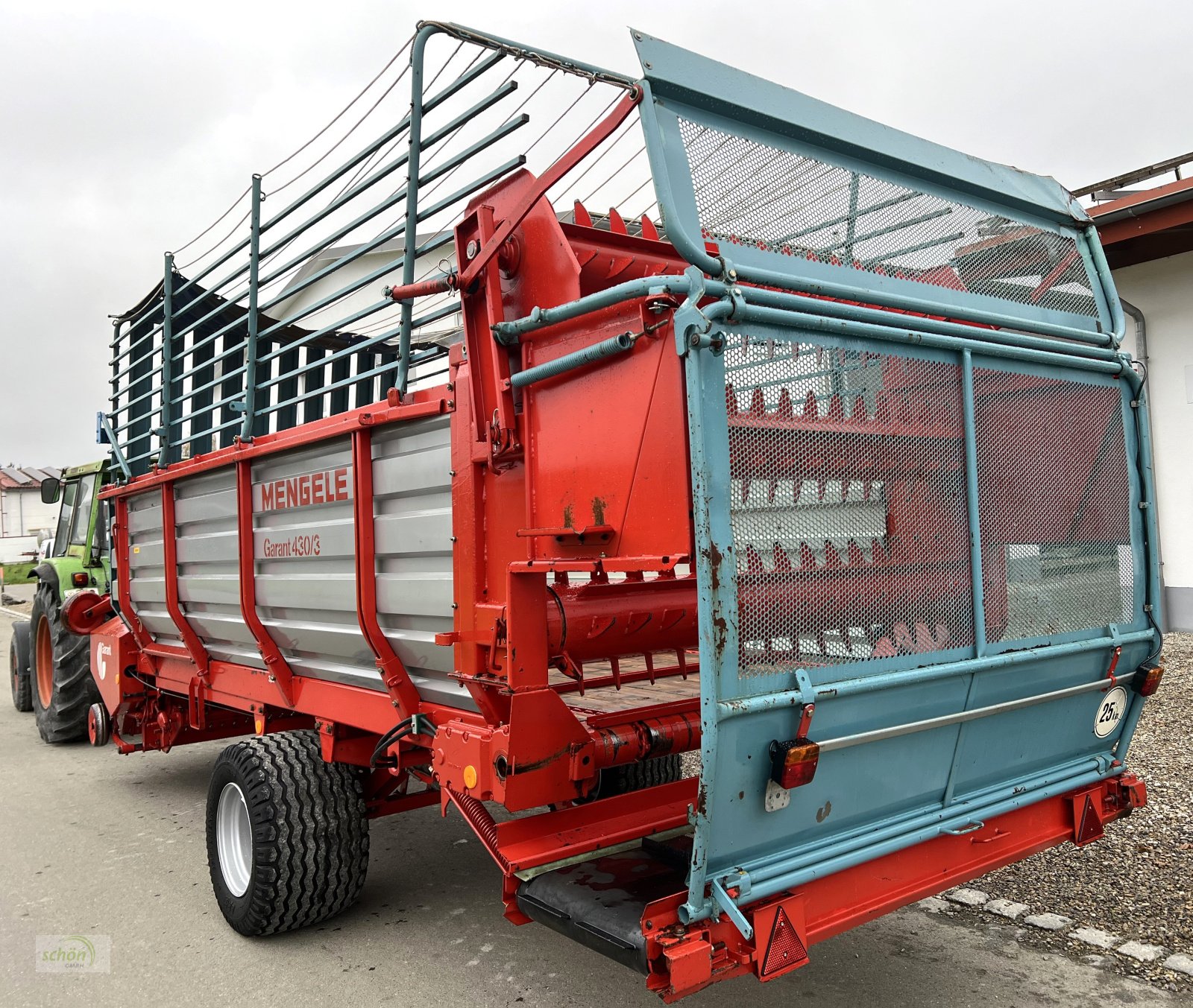 Ladewagen des Typs Mengele Garant 430/3 im Topzustand mit elektrischer Bedienung und breiten Reifen, Gebrauchtmaschine in Burgrieden (Bild 7)