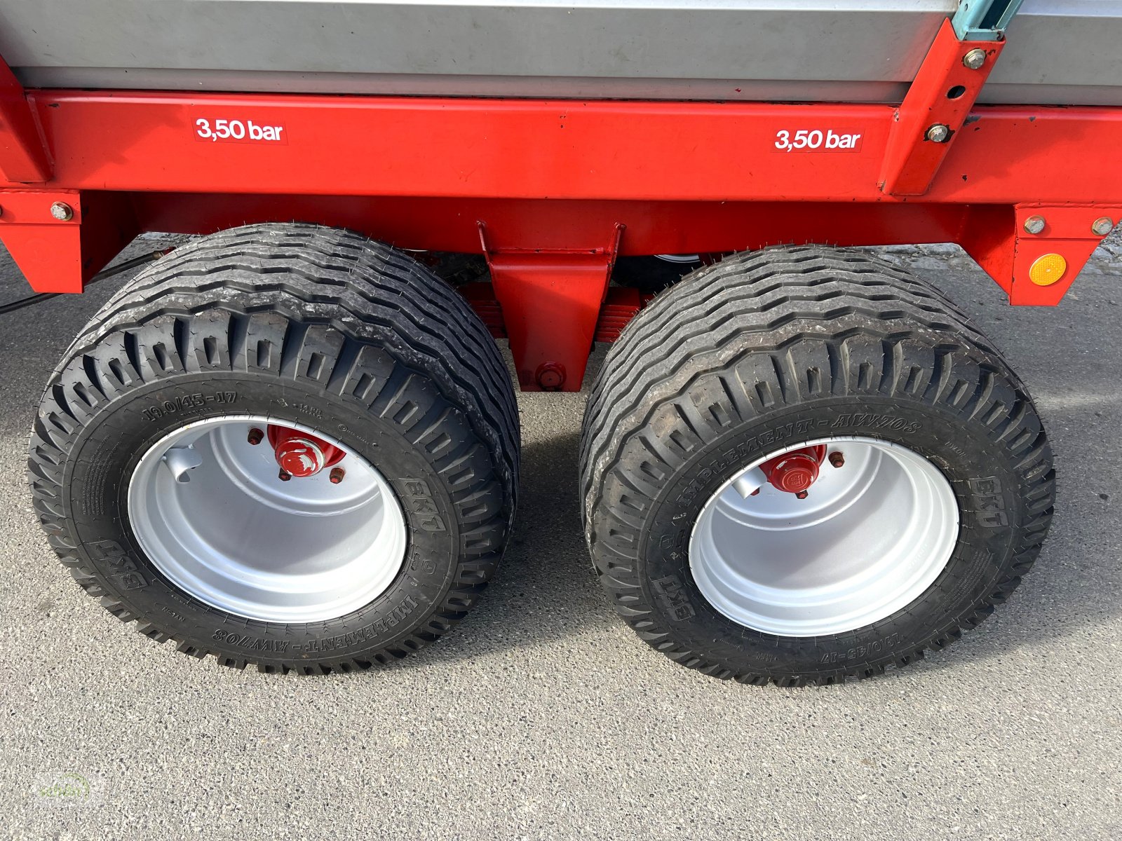 Ladewagen van het type Mengele Garant 435 mit neuen 19-er Breitreifen und elektrischer Bedienung, Gebrauchtmaschine in Burgrieden (Foto 3)