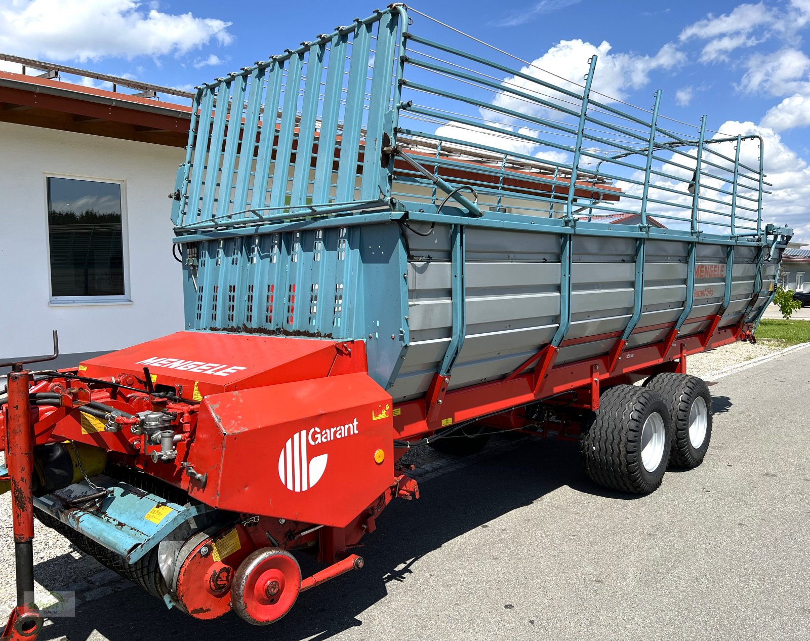 Ladewagen Türe ait Mengele Garant 545 mit Druckluftbremse und neuen 19-er Breitreifen - nur Heu geholt, Gebrauchtmaschine içinde Burgrieden (resim 1)