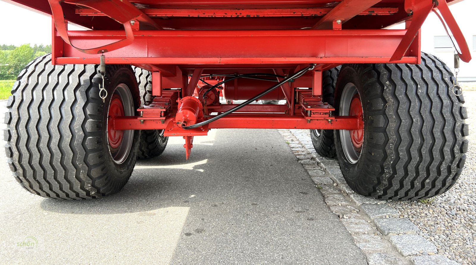 Ladewagen типа Mengele Garant 545 mit Druckluftbremse und neuen 19-er Breitreifen - nur Heu geholt, Gebrauchtmaschine в Burgrieden (Фотография 11)