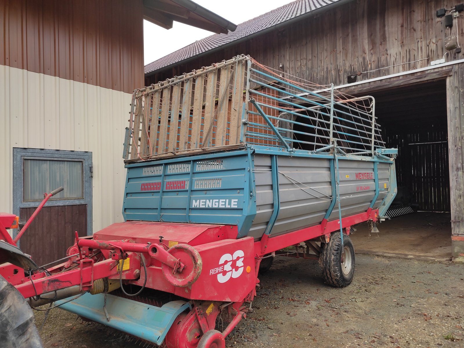 Ladewagen of the type Mengele LW 310 Quadro, Gebrauchtmaschine in Bad Birnbach (Picture 1)