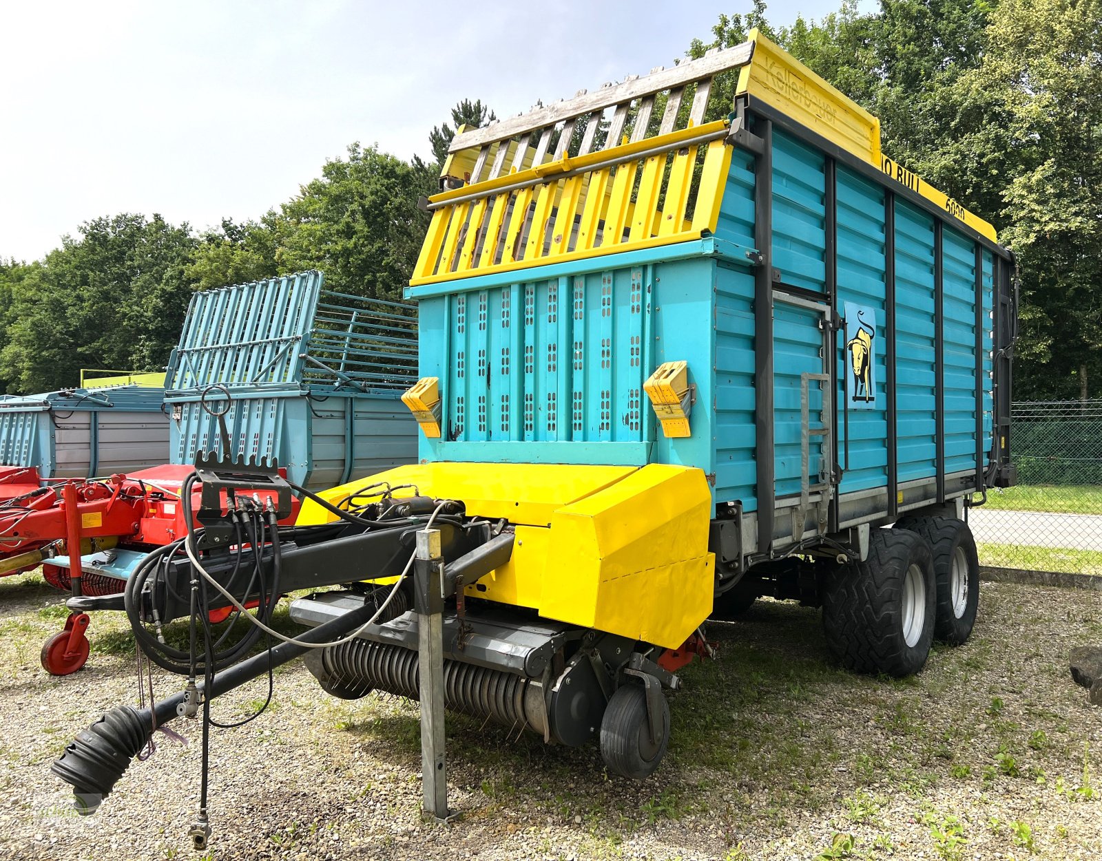 Ladewagen du type Mengele LW 550 Garant - Ladeaggregat mit Schwingen - sonst wie Duobull 6000 - Häckselwagen - größer als 548, 545, Gebrauchtmaschine en Burgrieden (Photo 1)