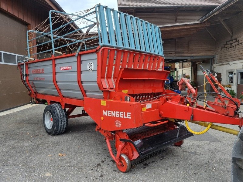 Ladewagen of the type Mengele LW Economy, Gebrauchtmaschine in Bas-Vully (Picture 1)