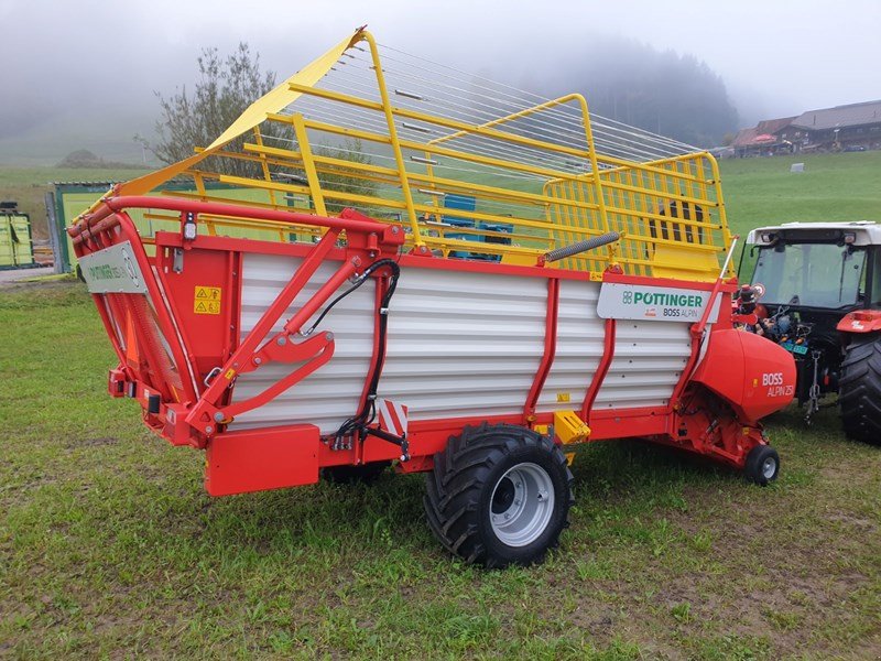 Ladewagen of the type Pöttinger Boss Alpin 251, Neumaschine in Egg (Picture 1)