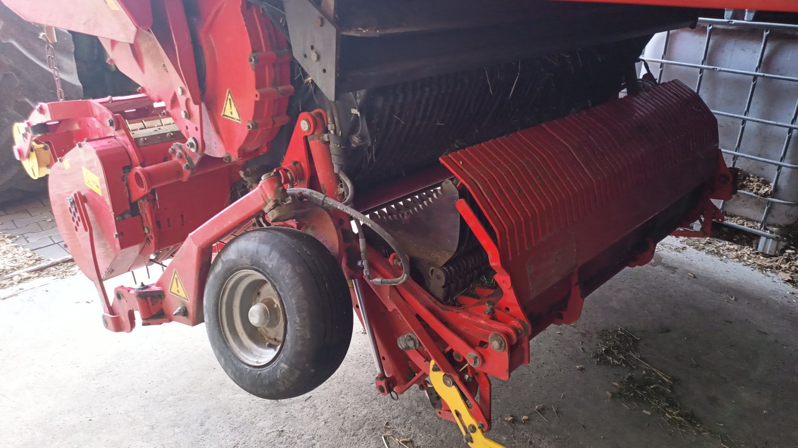 Ladewagen van het type Pöttinger Jumbo 7210 Combiline, Gebrauchtmaschine in Ursensollen (Foto 16)