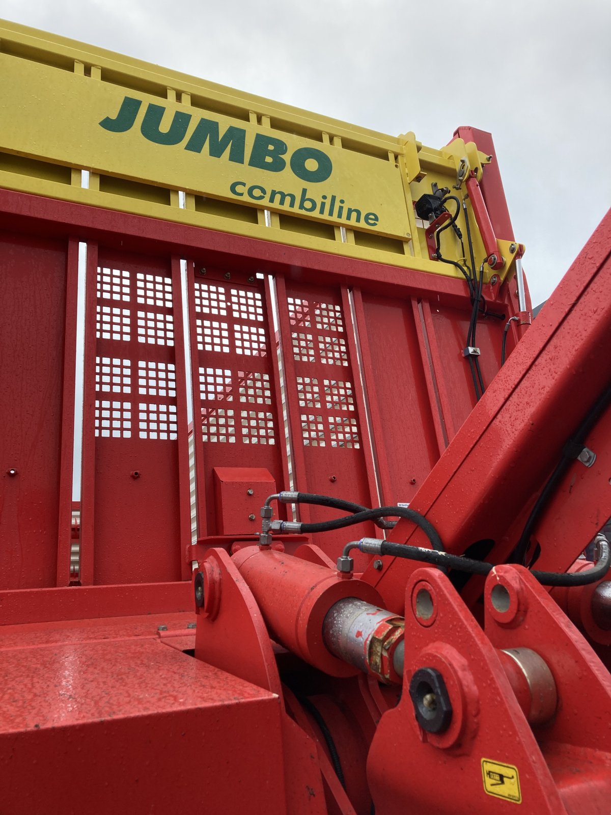 Ladewagen des Typs Pöttinger Jumbo 7210 D Combiline, Gebrauchtmaschine in Wülfershausen an der Saale (Bild 9)